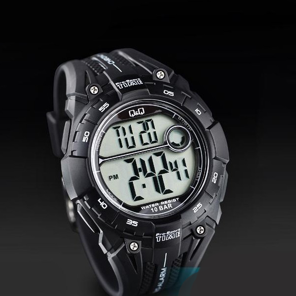 Q&Q M121-003